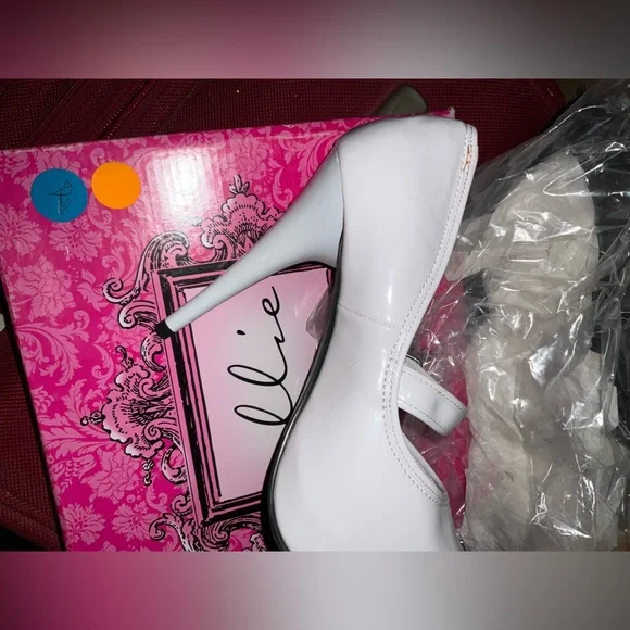 Elegant LADY JANE SZ 10  White Women's Heels great custom accessory new - Picture 2 of 13
